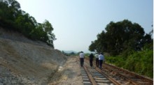 Dự án thay tà vẹt bê tông K1, K2, tà vẹt sắt bằng tà vẹt bê tông dự ứng lực, kéo dài đường ga, đặt thêm đường số 3 đối với các ga chỉ có 2 đường đoạn Vinh – Nha Trang, tuyến đường sắt Thống nhất